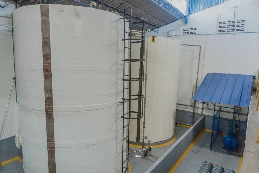 Planta industrial DIMARCOLL - tanques de almacenamiento